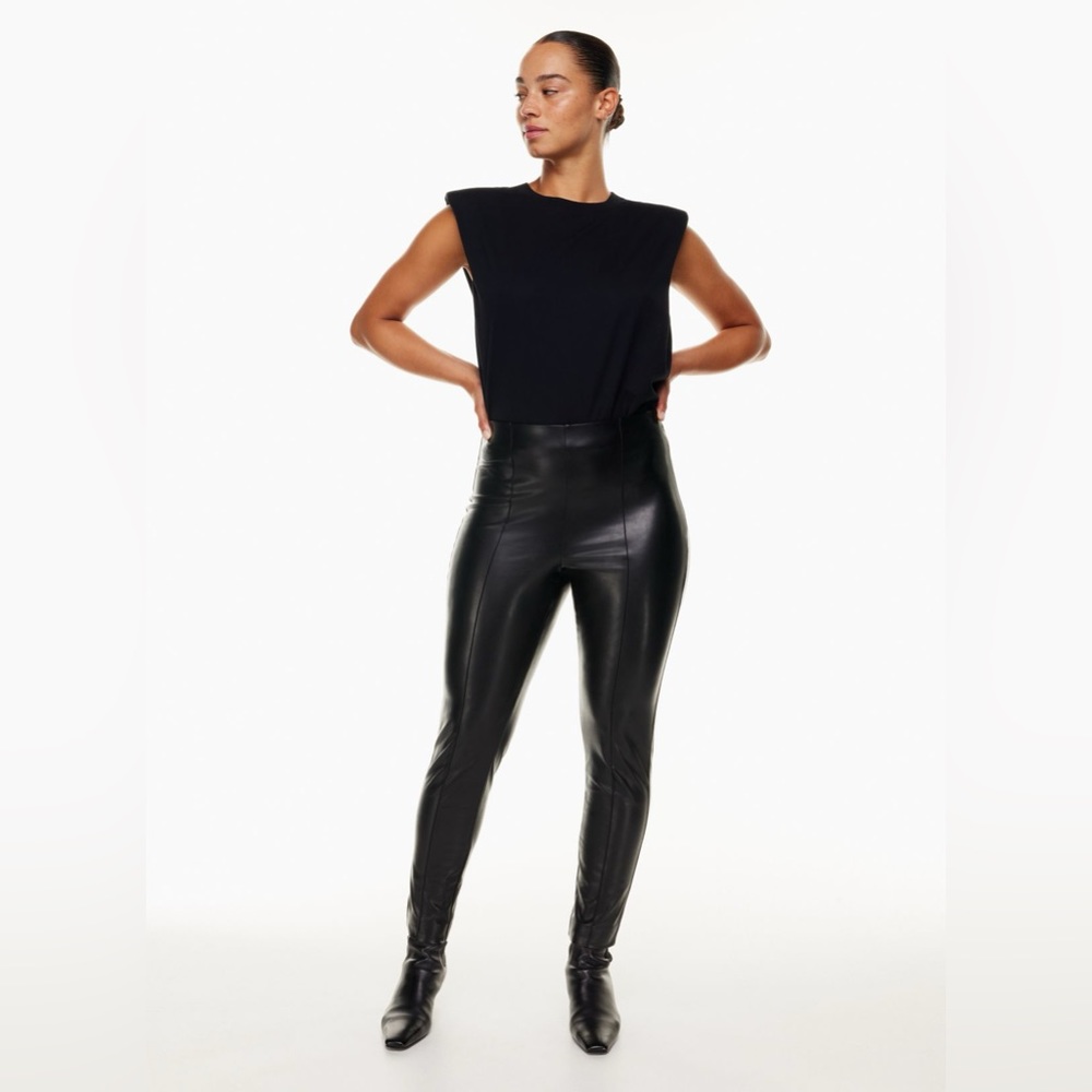 BABATON FRIDA PANTS - ARITZIA 🖤